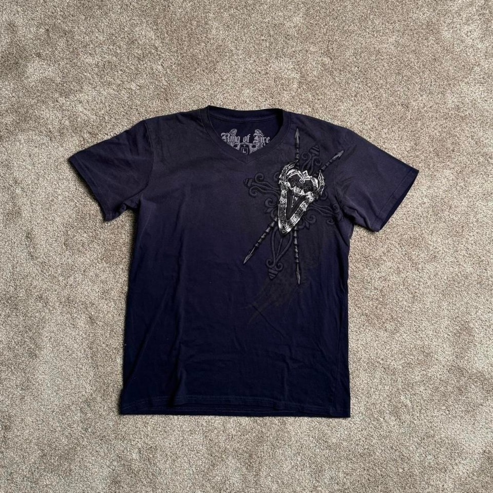 NAVY RING OF FIRE Y2K STYLE V-NECK TEE